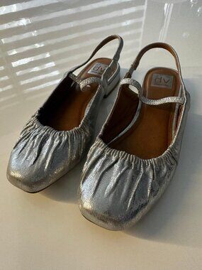 DV by Dolce Vita Women's Silver Ballet Flats